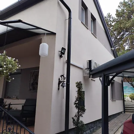 Apartament Victorio Vendeghaz