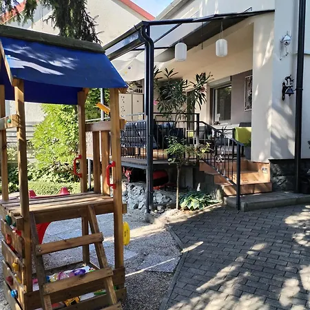 Victorio Vendeghaz * Keszthely